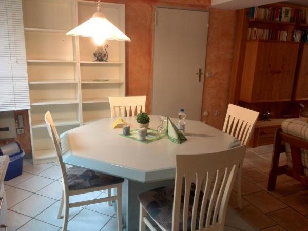 Uni - Luebeck Appartement Groß Grönau Exteriör bild